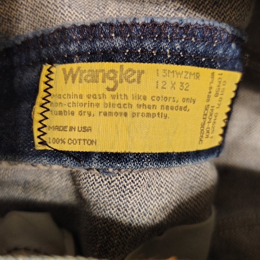 Wrangler Vintage High Waisted Straight Leg Jeans Dark Wash Made in USA 12 T - Picture 5 of 8